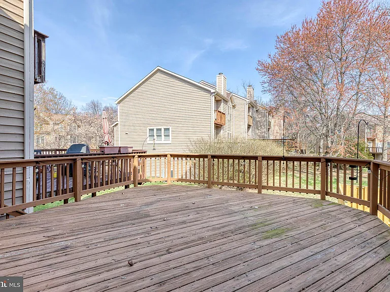 5933 Cedar Fern Ct — Photo 16