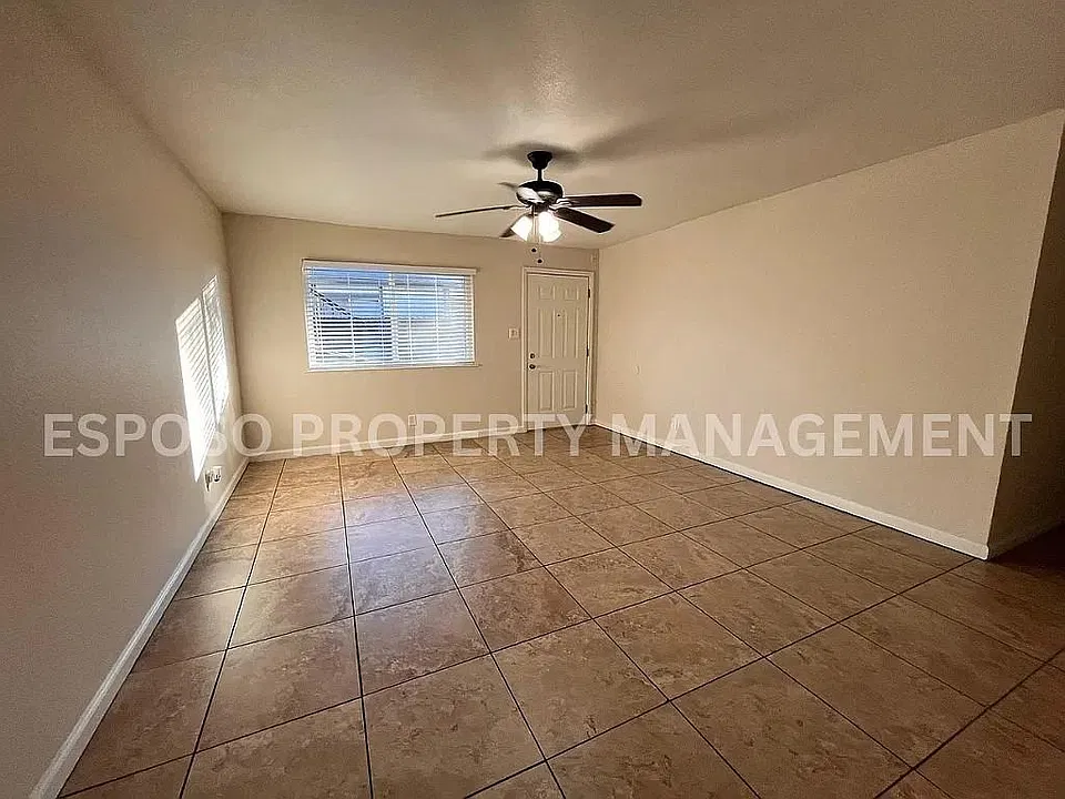358 N Valeria St #101