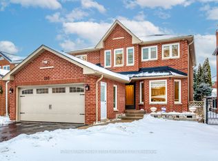 295 Canital Ct, Mississauga, ON L4Z 3B7