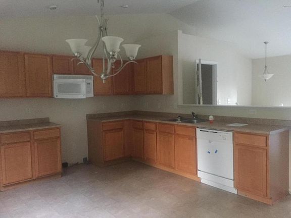 3rd image of 6734 Cypress Bay Dr