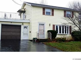 37 Impala Dr, Rochester, NY 14609