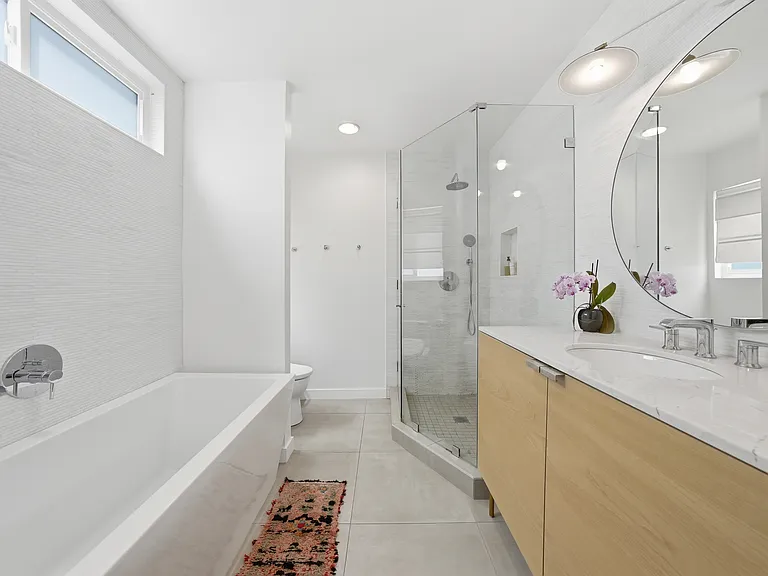 1720 Voorhees Ave — Photo 11