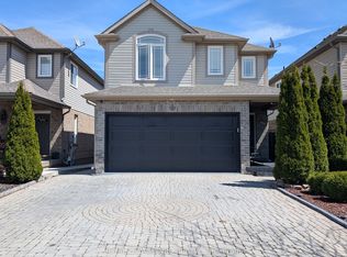 6556 Mary Dr, Niagara Falls, ON L2H 0B5