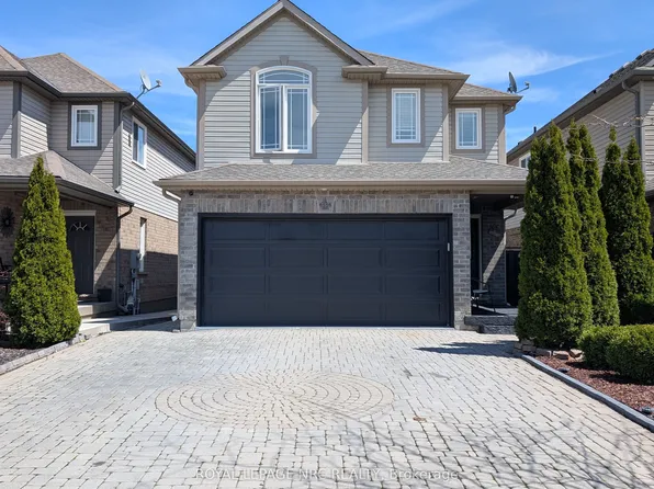 6556 Mary Dr, Niagara Falls, ON L2H 0B5