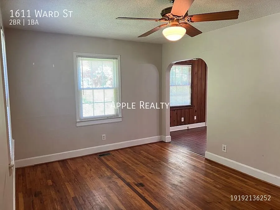 1611 Ward St - Available in September! — Photo 4