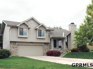 391 Cleveland Cir, Elkhorn, NE 68022