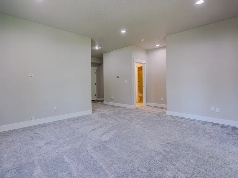 17619 SW Sunview Ln — Photo 21