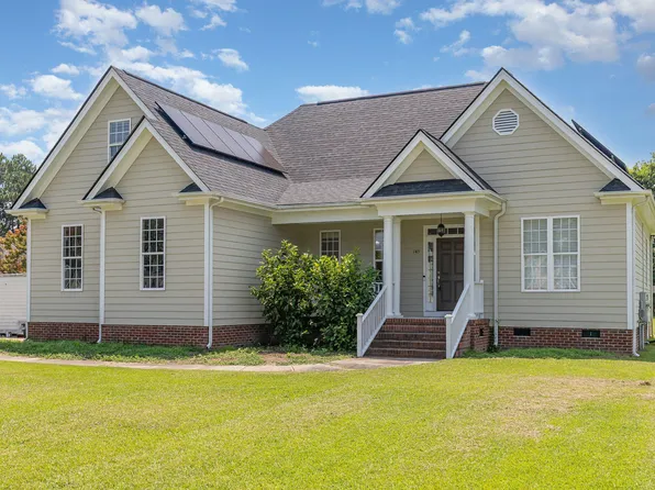 145 Adams Pointe Ct, Angier, NC 27501