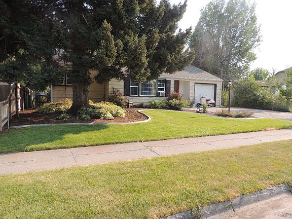 3rd image of 375 W 20th St