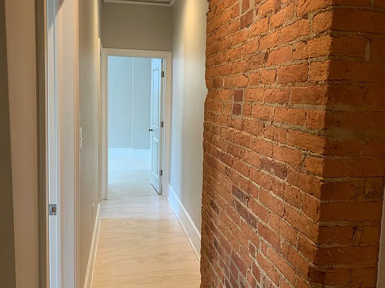 307 N Lime St #2 — Photo 7