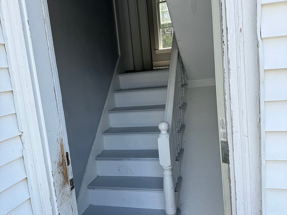 Entrance and stair to unit