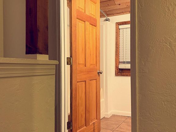 4th image of 1133 Louisiana Blvd SE APT B