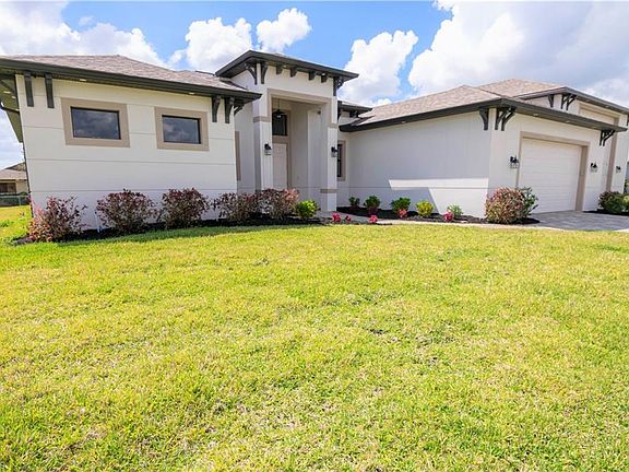 2nd image of 1012 NE 11th Ter