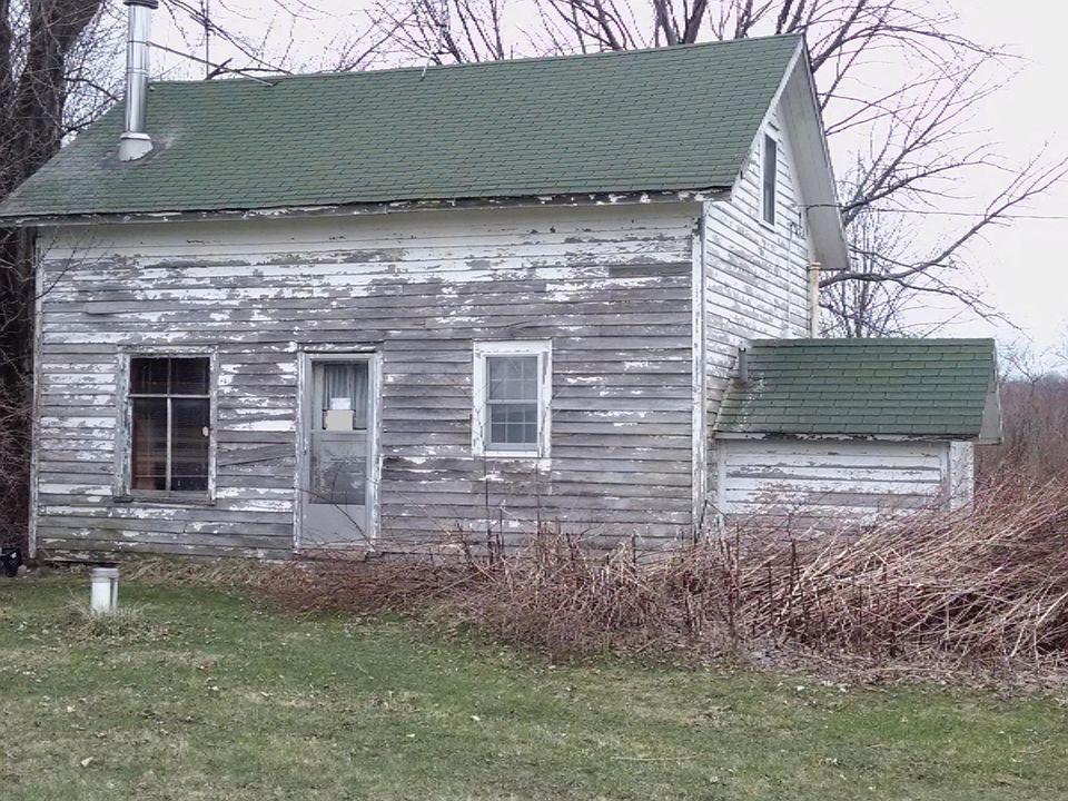 1st image of 1814 Lakeshore Dr