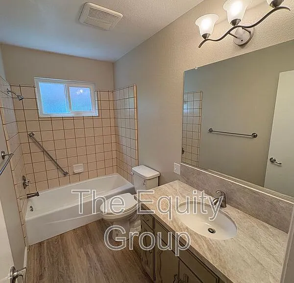4230 W Grove Ct — Photo 6
