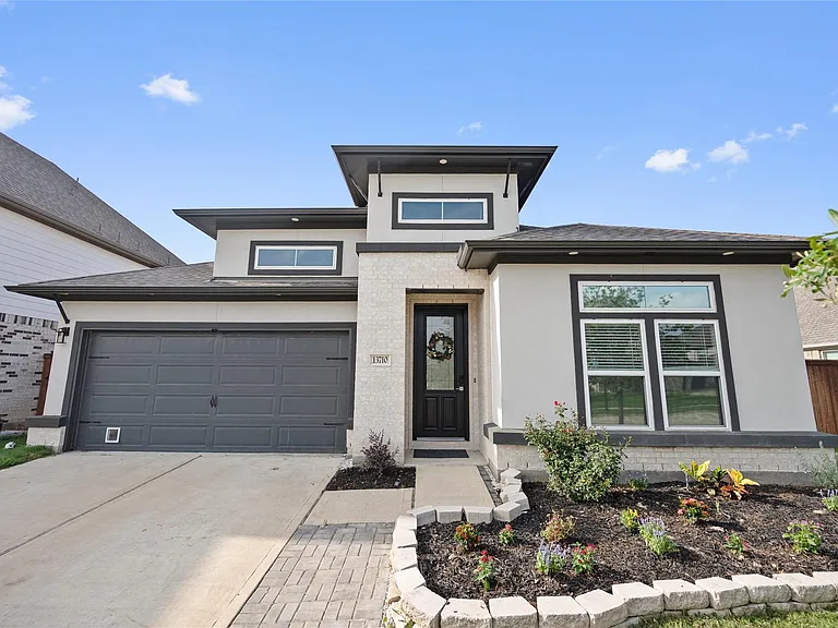 13710 Duro Bluff Dr — Photo 2