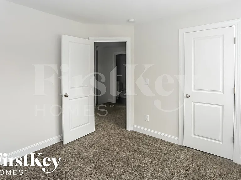 2519 No Mans Ave — Photo 9