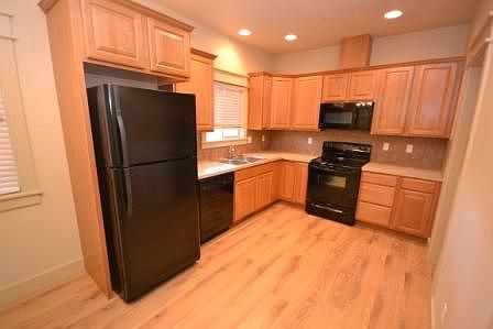 4th image of 9251 W Goggin Ct