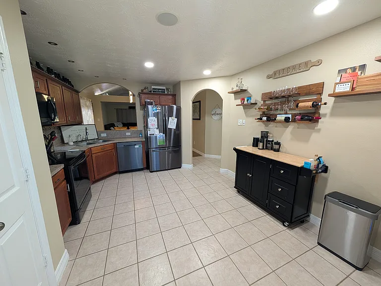 14922 Lanai Dr — Photo 10