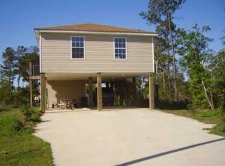 4045 20th Ave, Bay St Louis, MS 39520