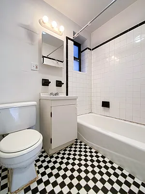 Rented by City Connections Realty | media 19