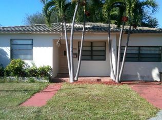 107 NE 2nd Ter, Hallandale, FL 33009