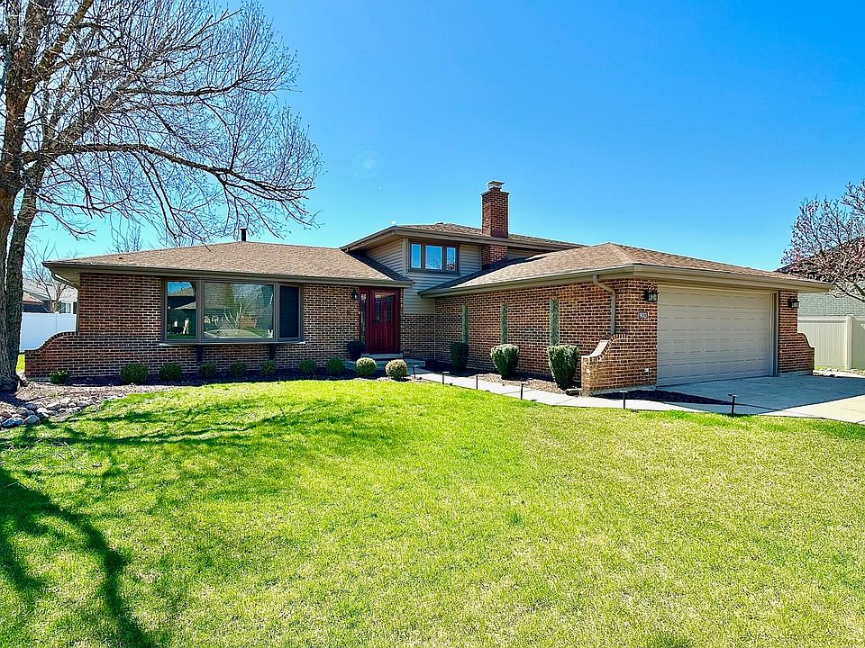 1st image of 9013 Lori Ln