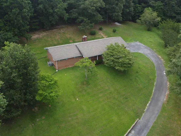 250 Hickory Cir, Ringgold, GA 30736