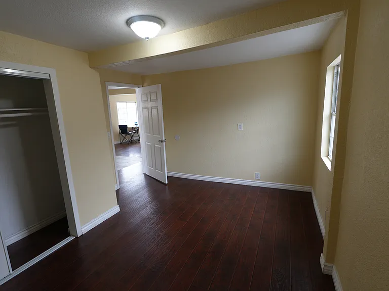 10727 Gorman Ave #10727 — Photo 12