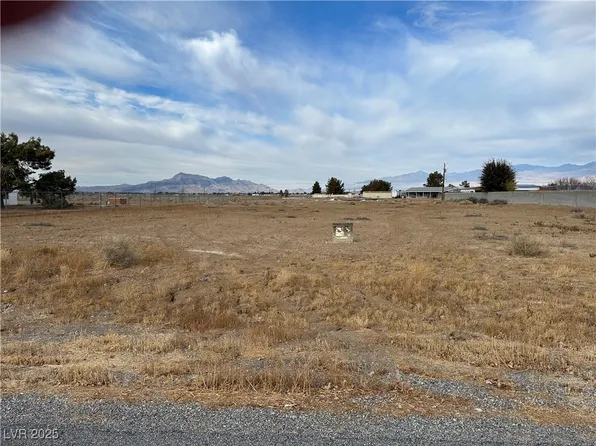 1610 Fawn St, Pahrump, NV 89048
