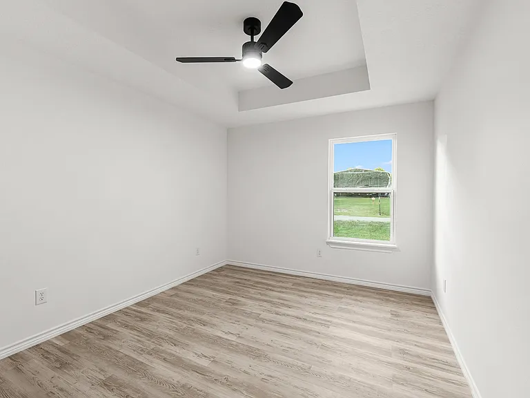 90 Coolcrest Dr — Photo 31