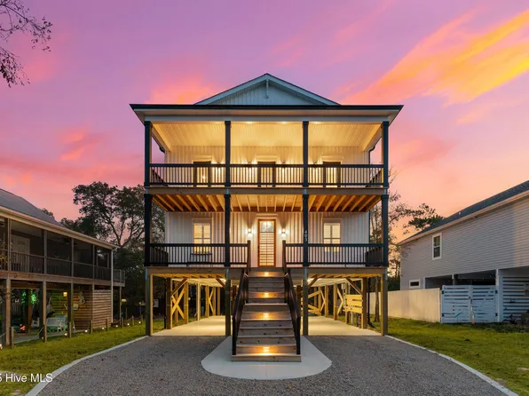 403 E Oak Island Drive, Oak Island, NC 28465