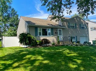 628 Exeter Rd, Linden, NJ 07036