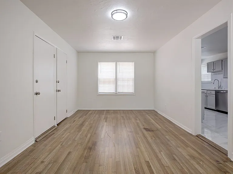 821 NW 48th St — Photo 22