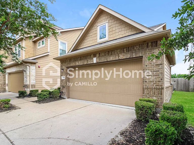 3914 Calgary Cir — Photo 8