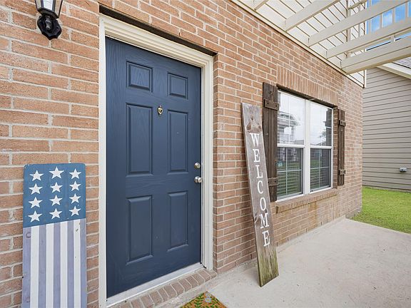 3rd image of 21831 Mossy Field Ln