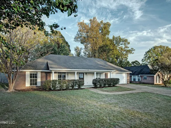 146 Oak Gln, Pearl, MS 39208