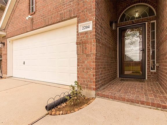 3rd image of 2204 Pearl Bay Ct