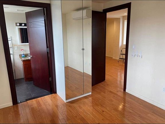 2nd image of 86 Canal St #7A