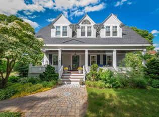8 Hathaway Rd, Marblehead, MA 01945