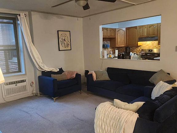 3rd image of 1200 E 53rd St APT 5N