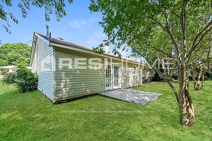 5552 Phillips Dr — Photo 15