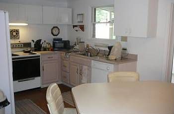 4th image of 454 Garden City Dr