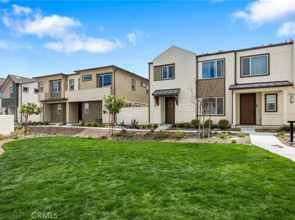 27632 Ensemble Pl, Valencia, CA 91381