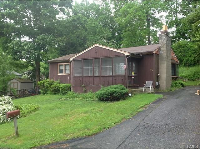 2nd image of 94 Valley View Ln