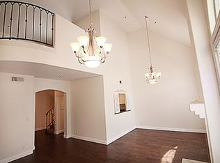 940 N Doheny Dr, West Hollywood, CA 90069