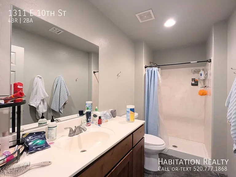 1311 E 10th St — Photo 13