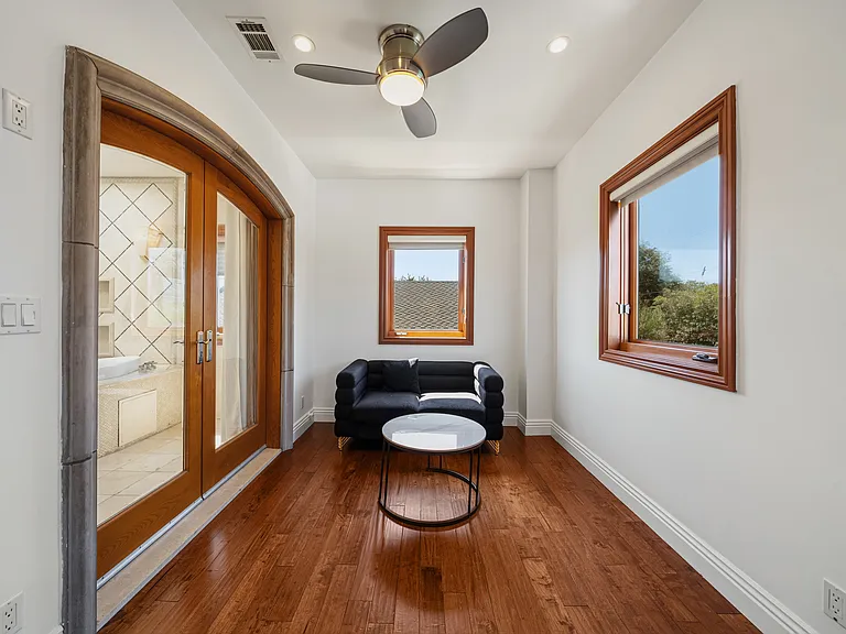 9031 Cresta Dr — Photo 45