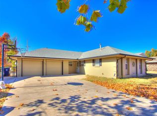 2909 N Tropicana Ave, Bethany, OK 73008