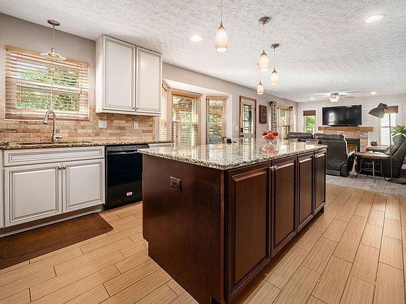 2nd image of 7356 Park Bend Dr